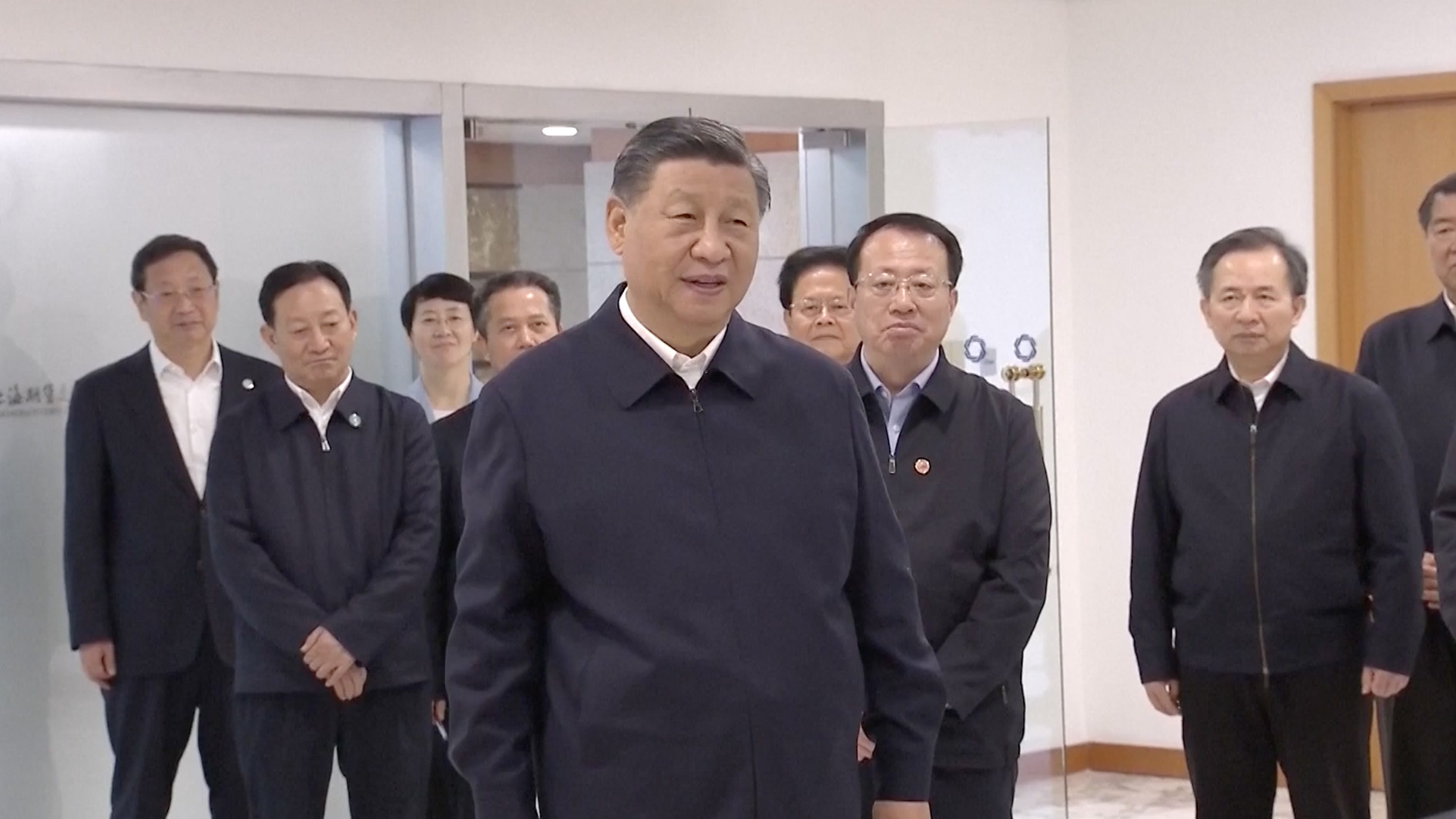 Xi calls for building Shanghai into modern socialist intl metropolis